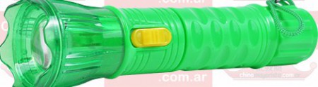 LINTERNA LED CON ZOOM LARGA (ADR) Precio: $ 18,00